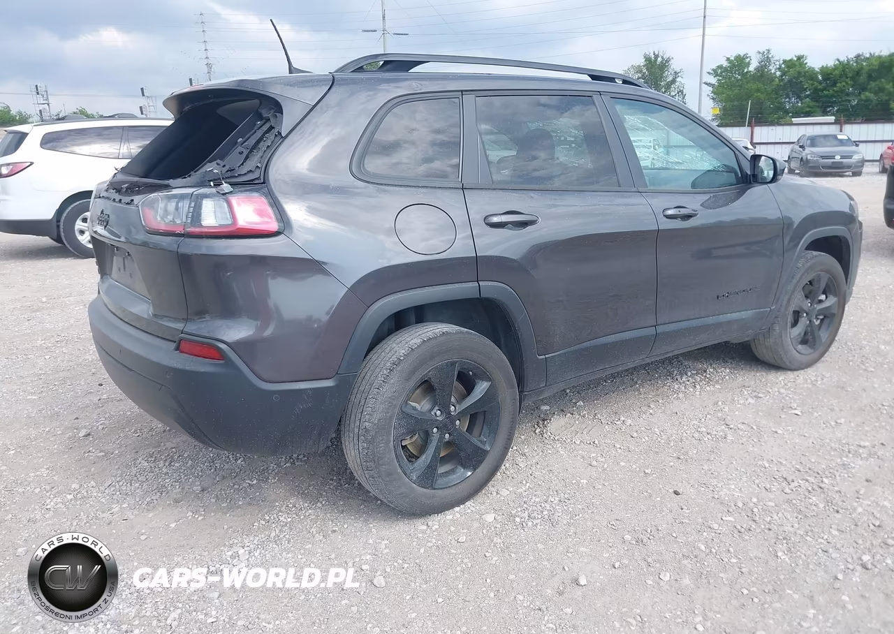 2023 Jeep Cherokee Altitude Lux 4X4 VIN:1C4PJMMB5PD105330 - 4