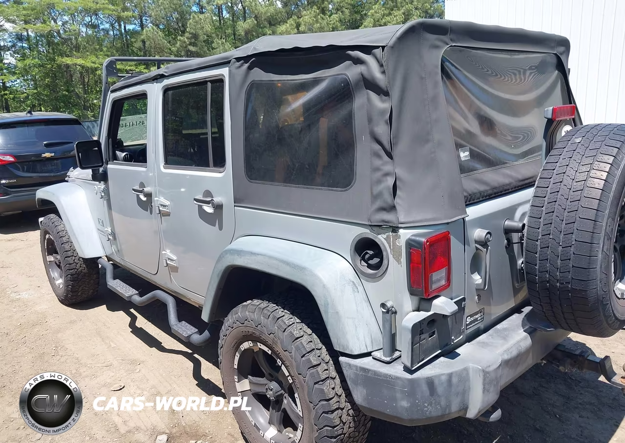 2009 Jeep Wrangler Unlimited X VIN:1J4GA391X9L733266 - 3