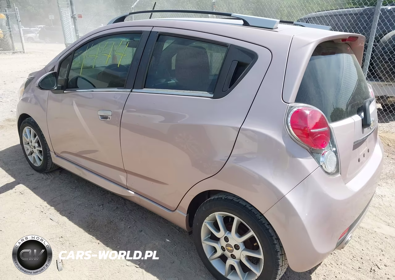 2013 Chevrolet Spark 2Lt Auto VIN:KL8CF6S95DC590798 - 3