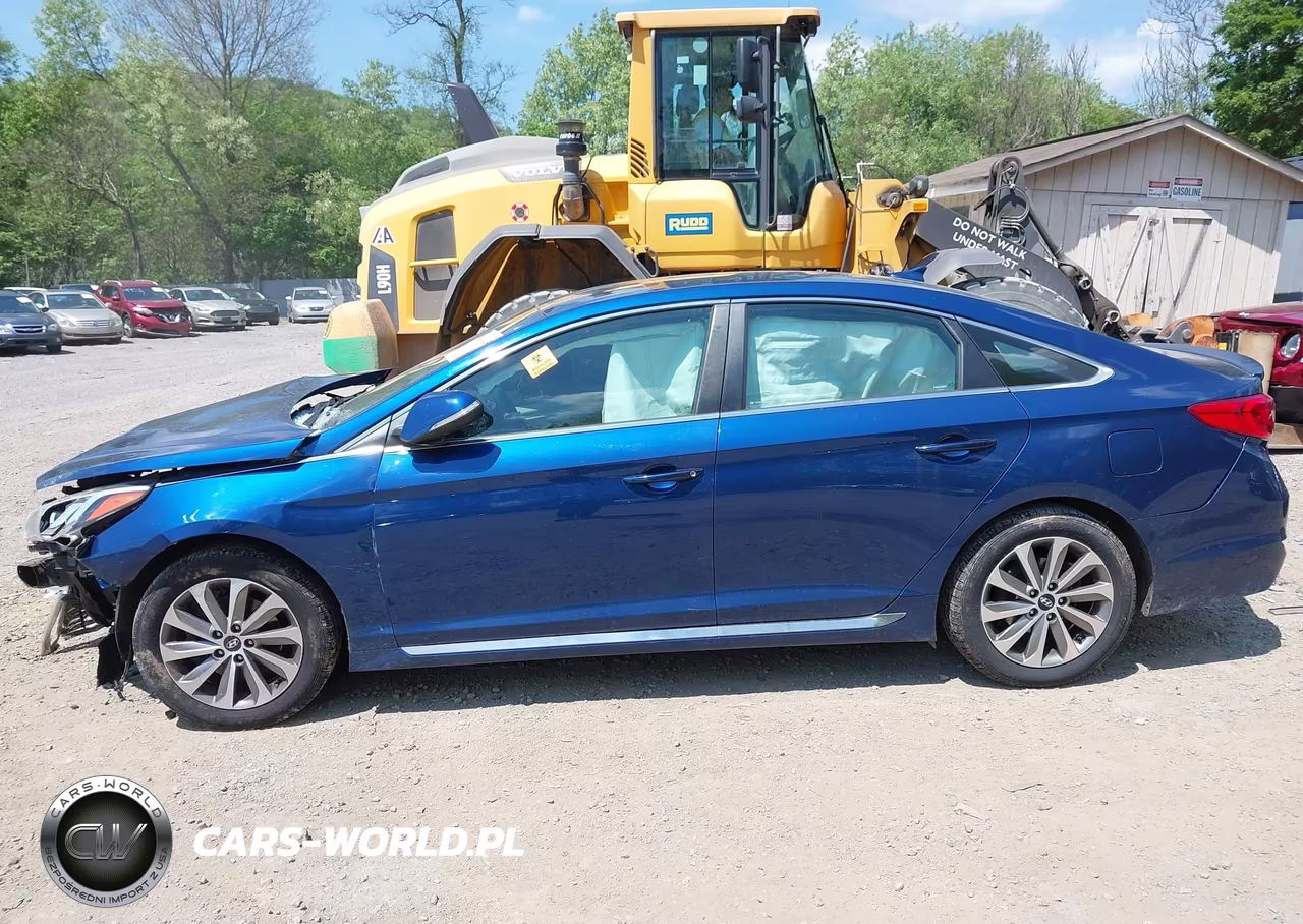 2015 Hyundai Sonata Sport VIN:5NPE34AF9FH052276 - 14