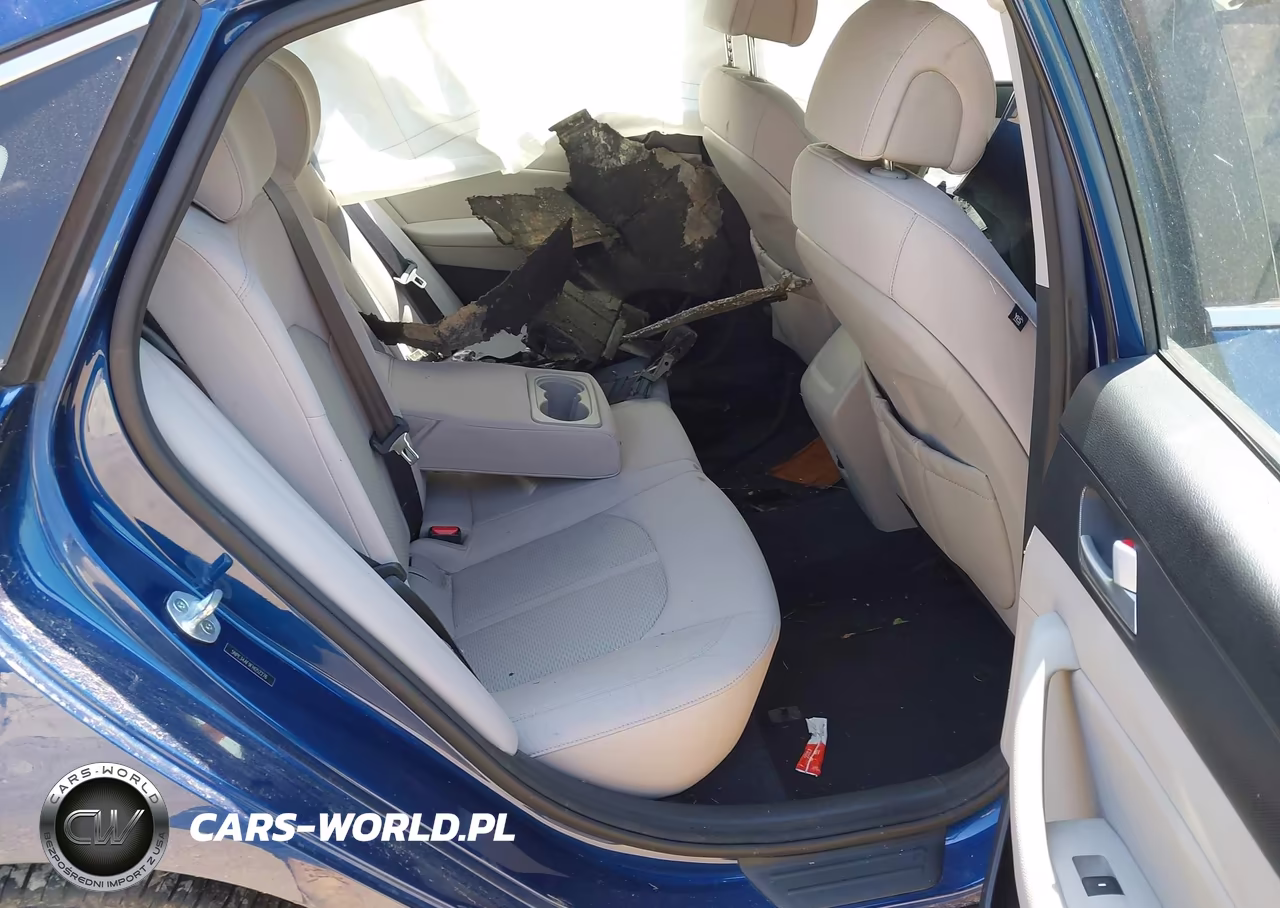 2015 Hyundai Sonata Sport VIN:5NPE34AF9FH052276 - 8