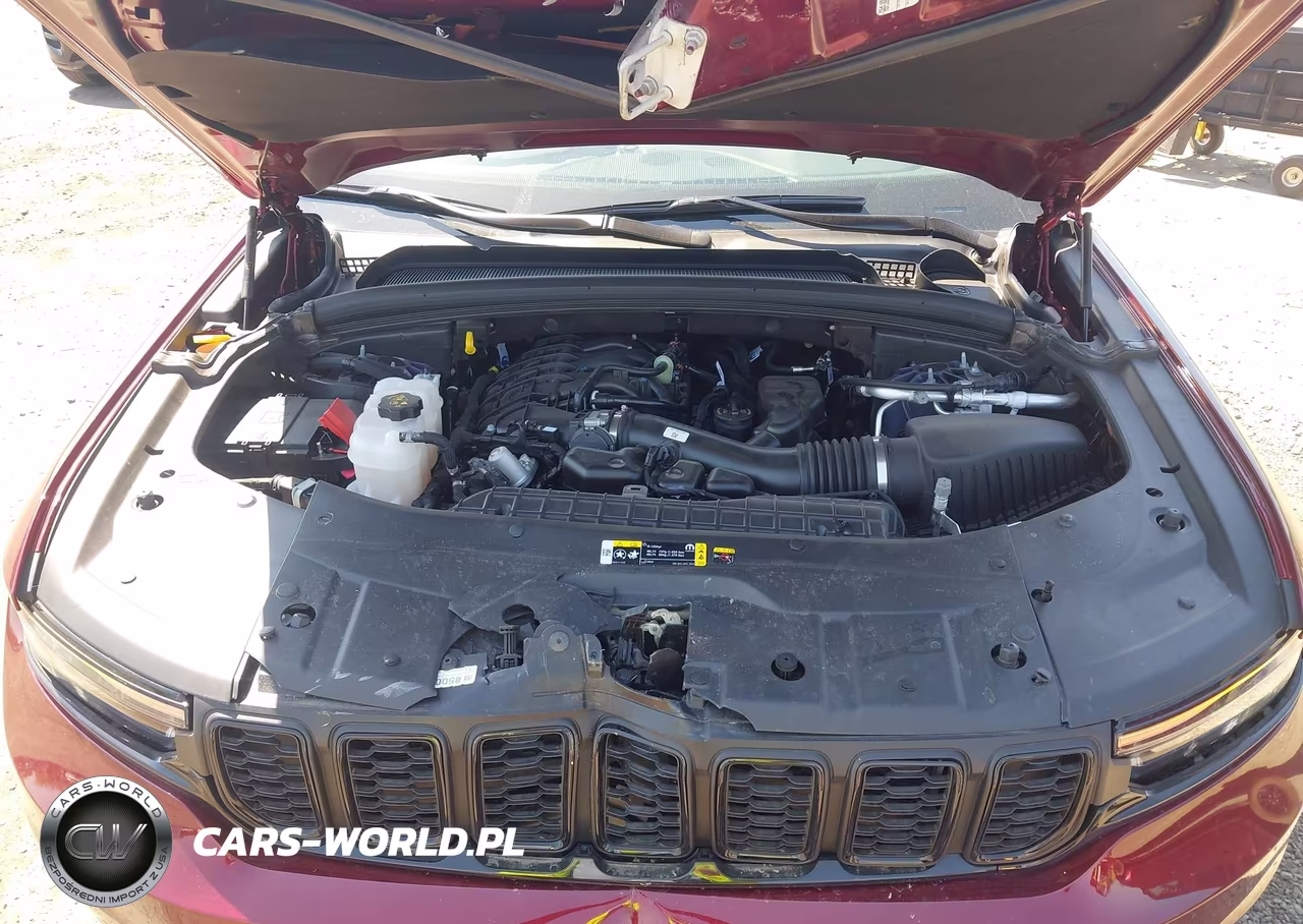 2025 Jeep Grand Cherokee L Limited 4X4 VIN:1C4RJKBG5S8746507 - 10
