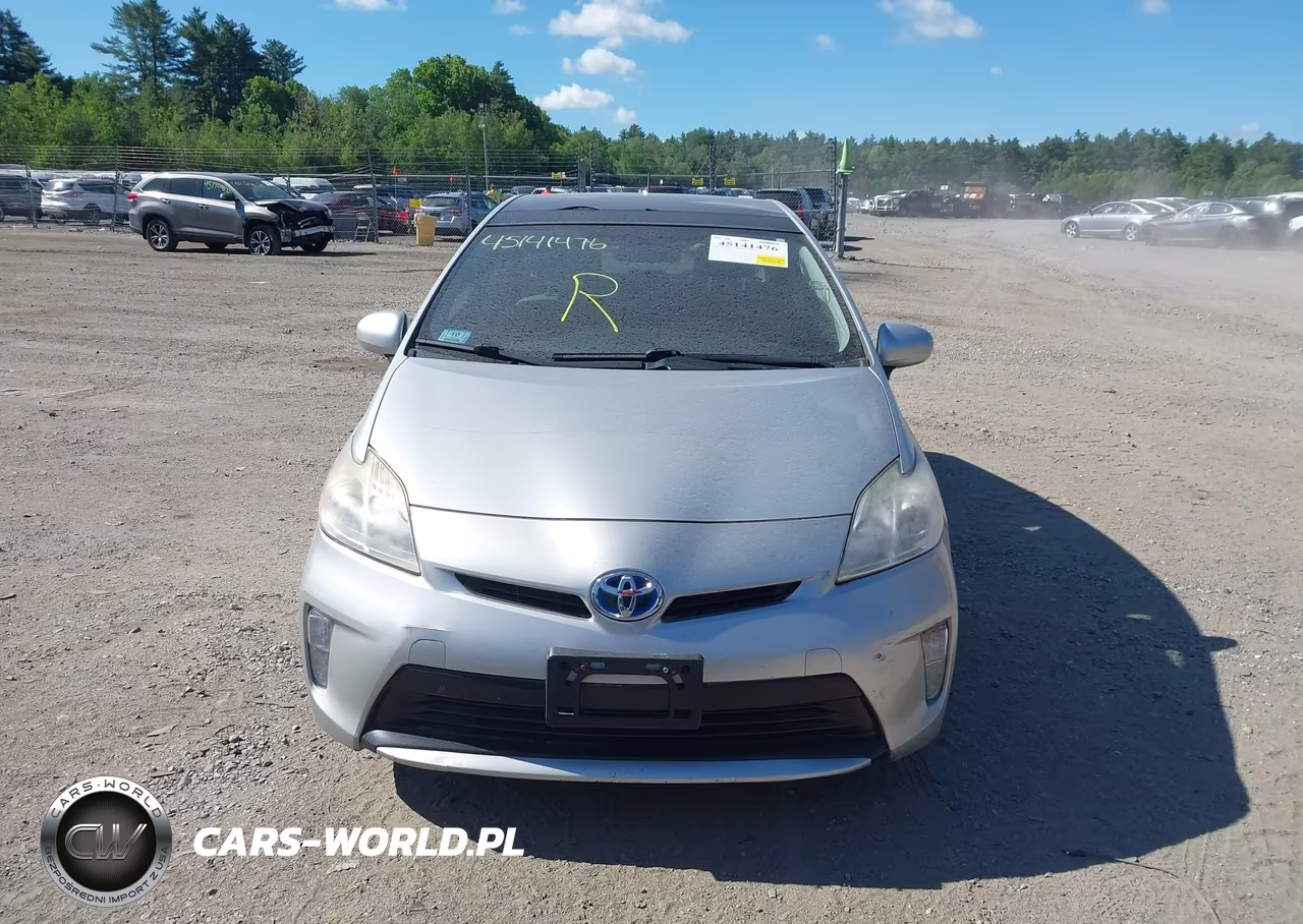 2012 Toyota Prius Three VIN:JTDKN3DU7C5444184 - 11