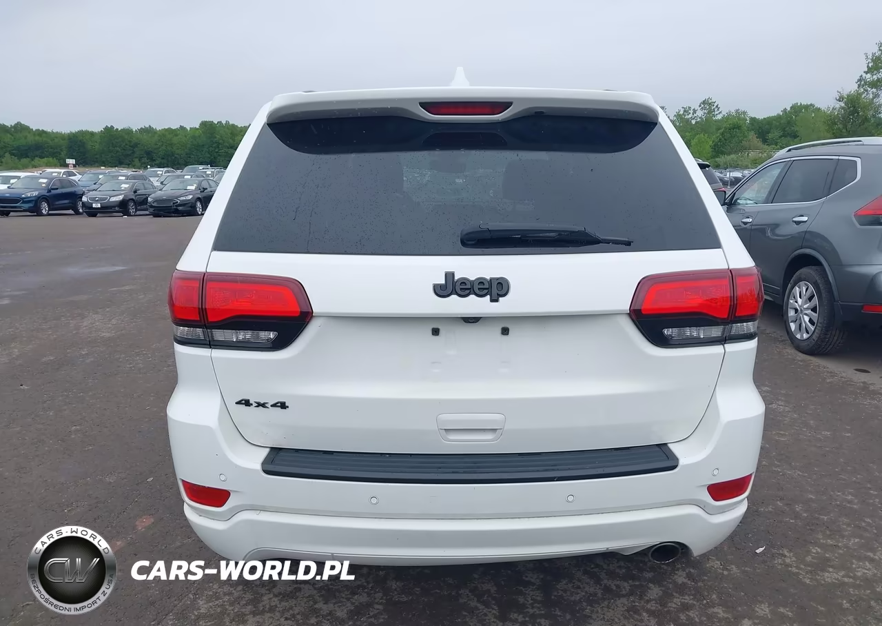 2020 Jeep Grand Cherokee Altitude 4X4 VIN:1C4RJFAG5LC149347 - 16