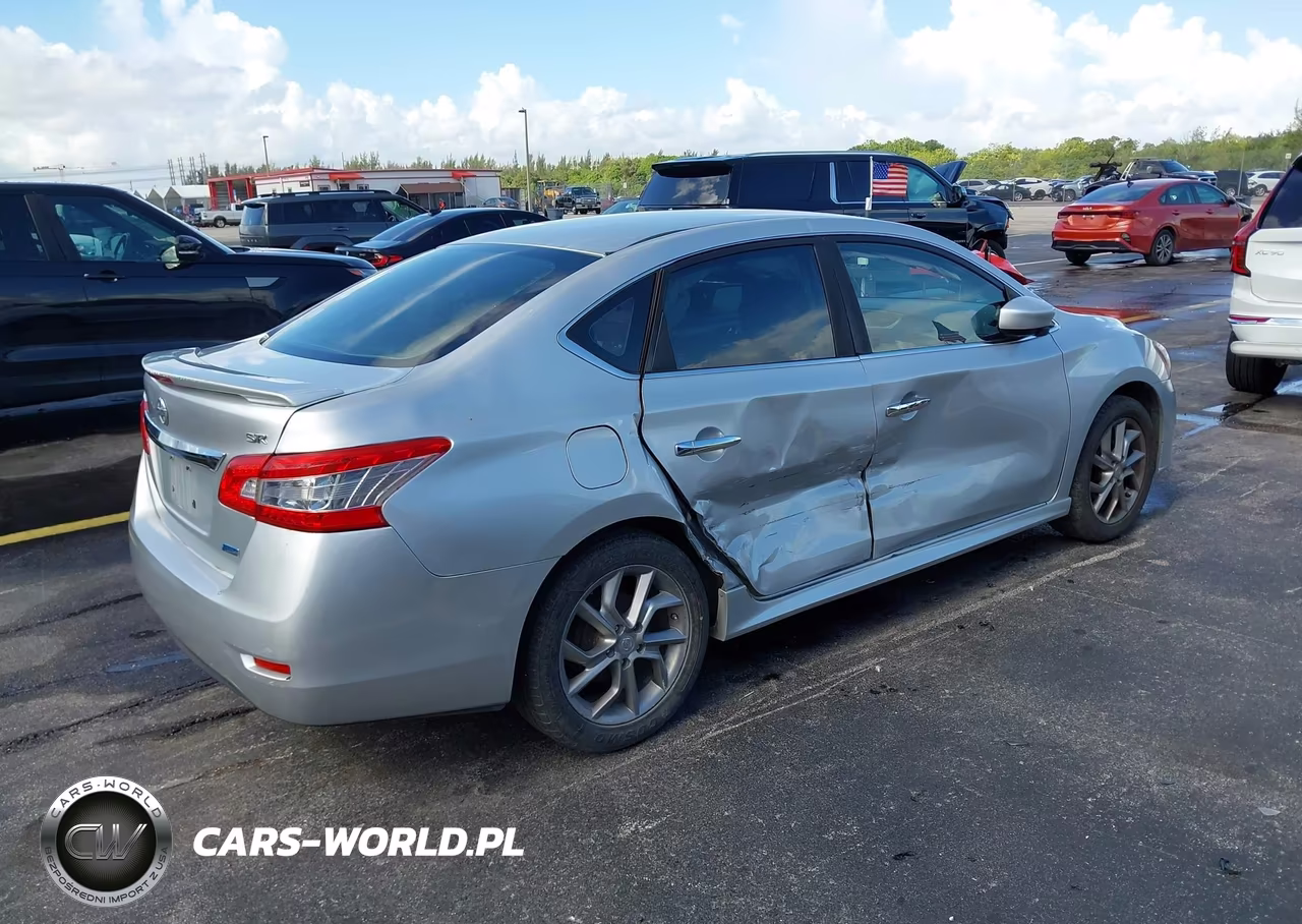 2014 Nissan Sentra Sr VIN:3N1AB7AP6EY241676 - 4