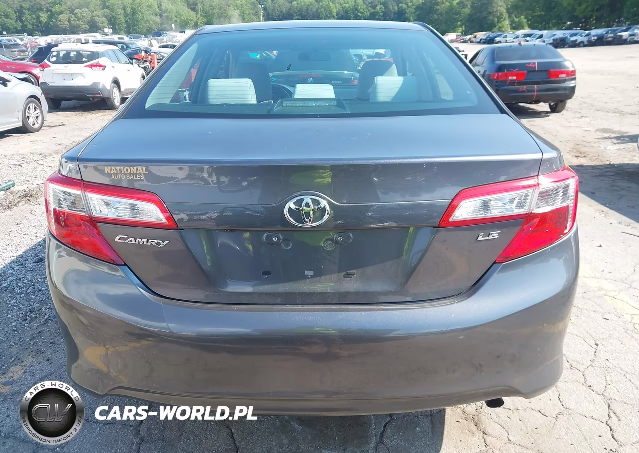 2014 Toyota Camry Le VIN:4T4BF1FK4ER403938 - 16