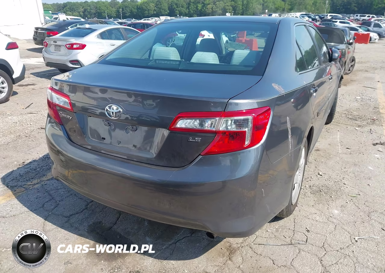 2014 Toyota Camry Le VIN:4T4BF1FK4ER403938 - 4