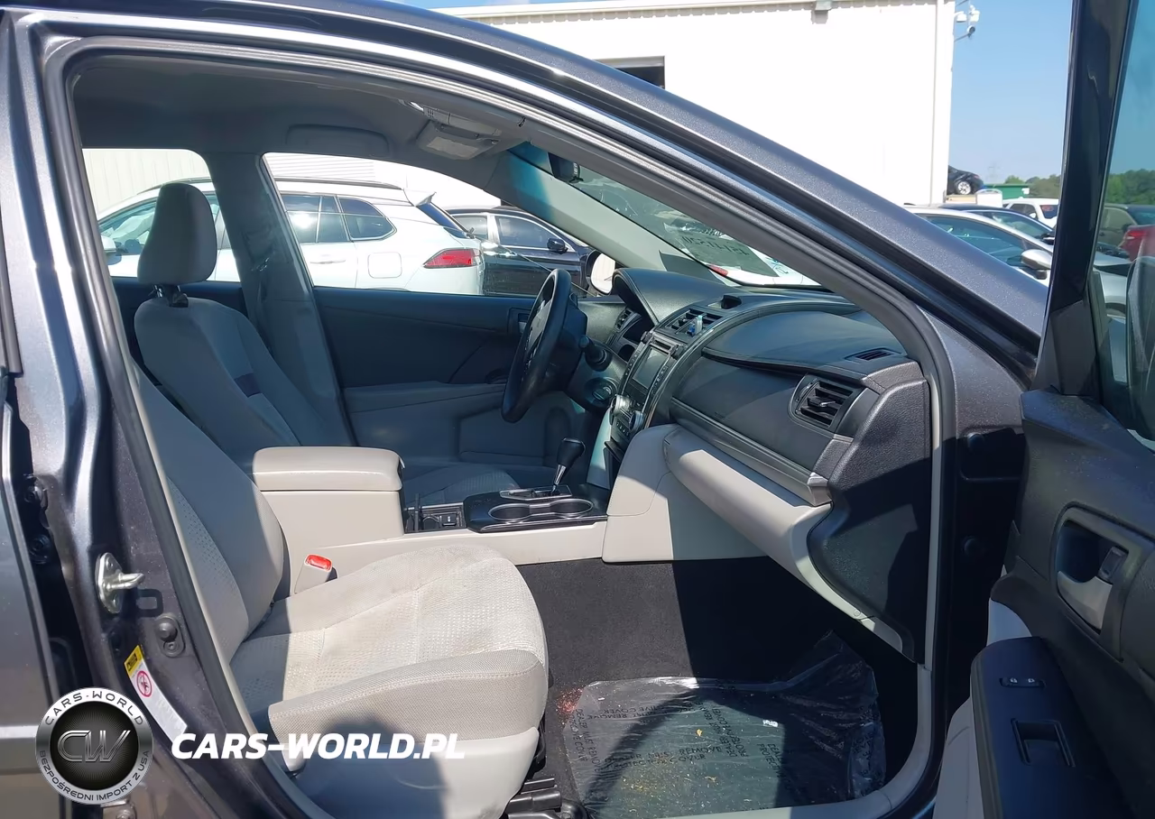 2014 Toyota Camry Le VIN:4T4BF1FK4ER403938 - 5