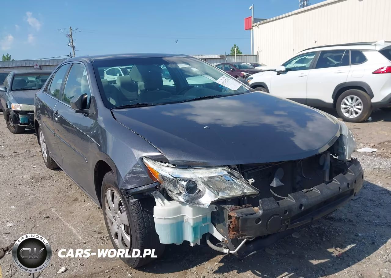 2014 Toyota Camry Le VIN:4T4BF1FK4ER403938 - 6