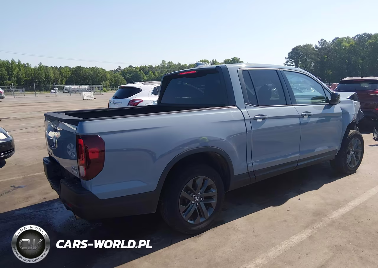 2023 Honda Ridgeline Sport VIN:5FPYK3F10PB048339 - 4