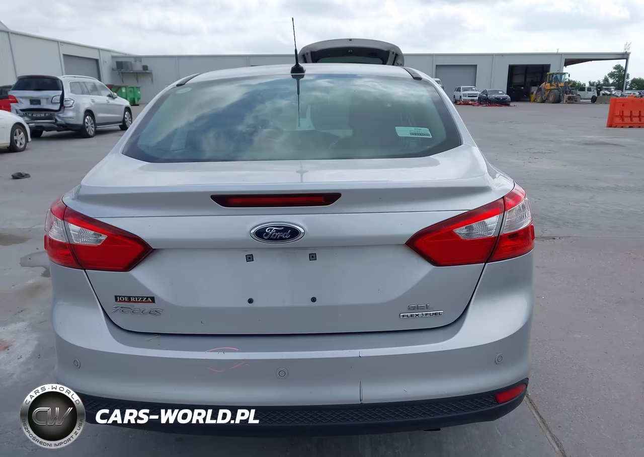2012 Ford Focus Sel VIN:1FAHP3H21CL420882 - 17