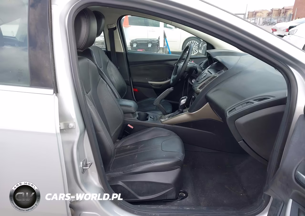 2012 Ford Focus Sel VIN:1FAHP3H21CL420882 - 5