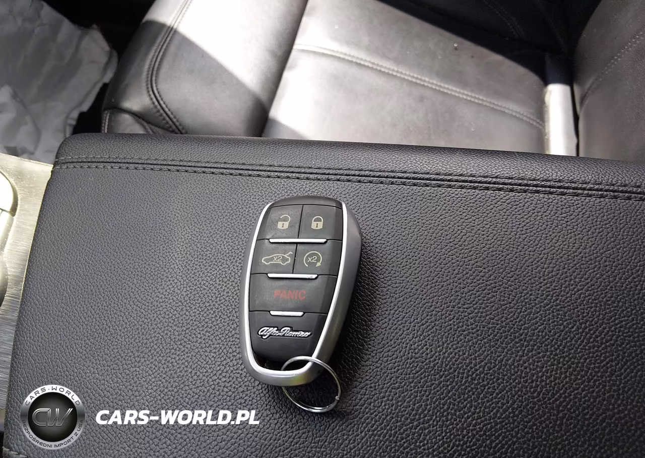 2019 Alfa Romeo Stelvio Rwd VIN:ZASPAJAN1K7C51994 - 11