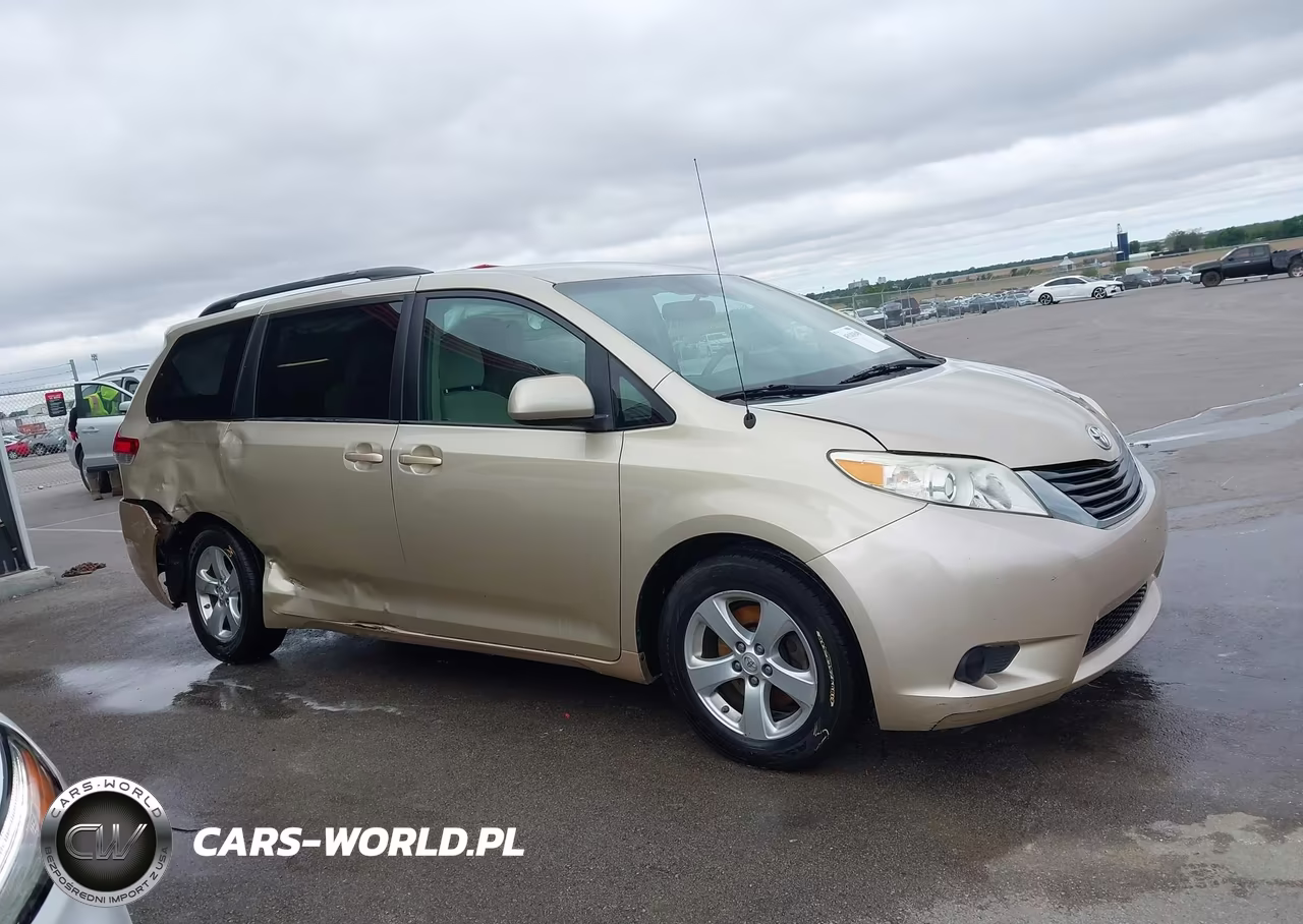 2014 Toyota Sienna Le V6 8 Passenger VIN:5TDKK3DC5ES449025 - 13