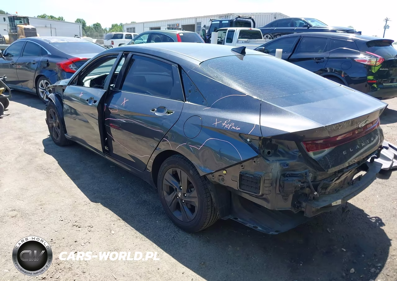 2022 Hyundai Elantra Sel VIN:5NPLS4AG9NH078619 - 3