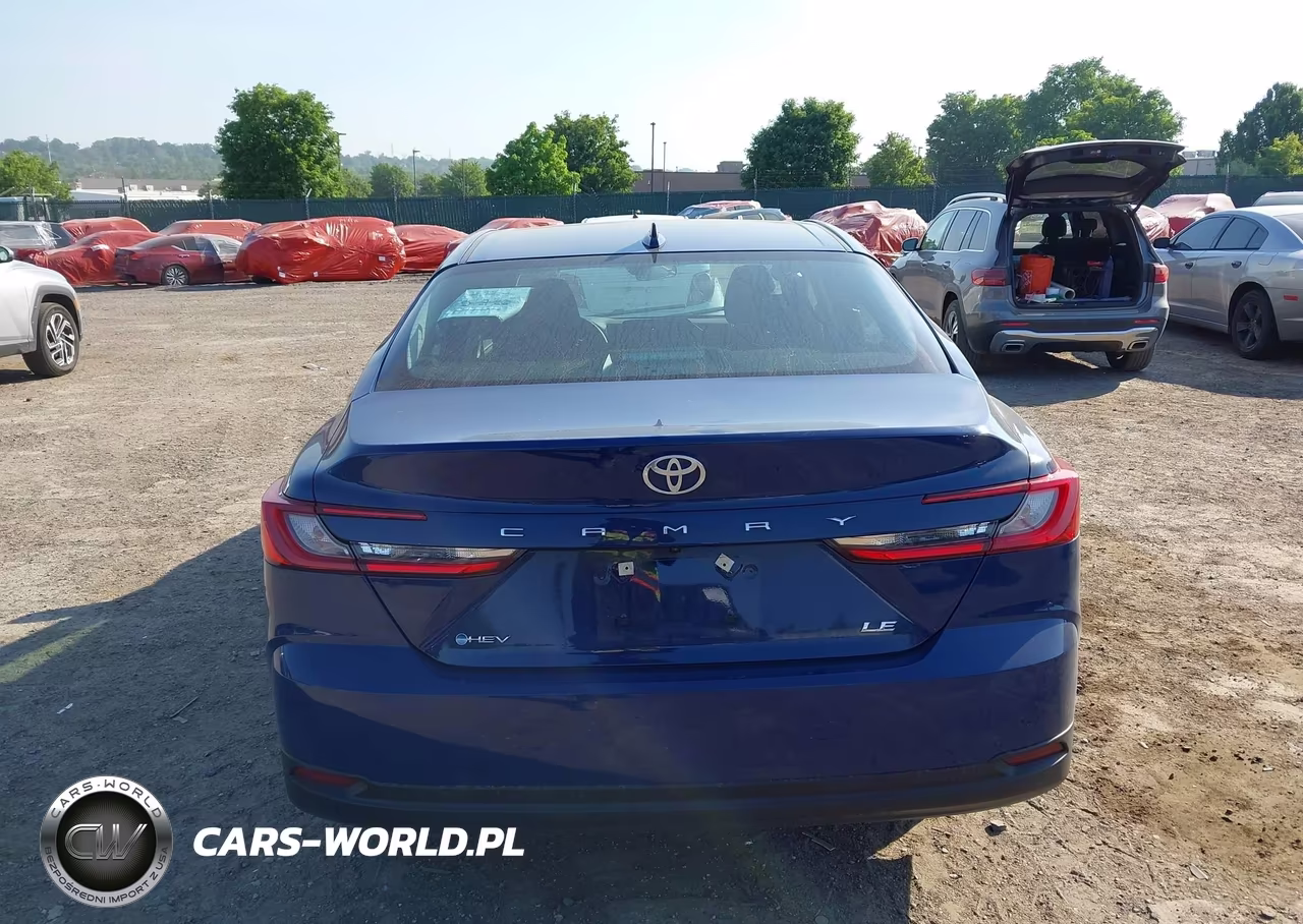 2025 Toyota Camry Le VIN:4T1DAACK4SU111806 - 16