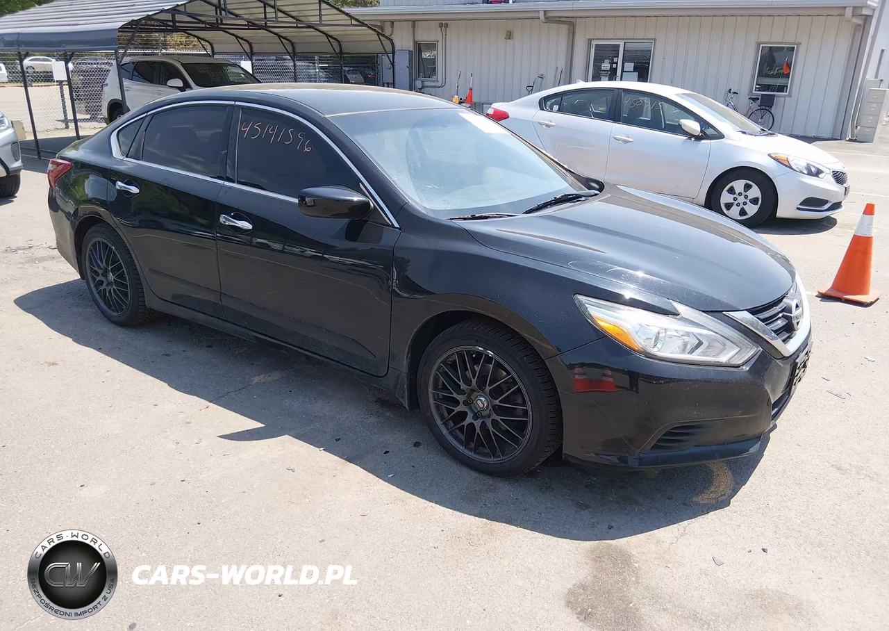 2018 Nissan Altima 2.5 S – zdjęcie 1 z 16