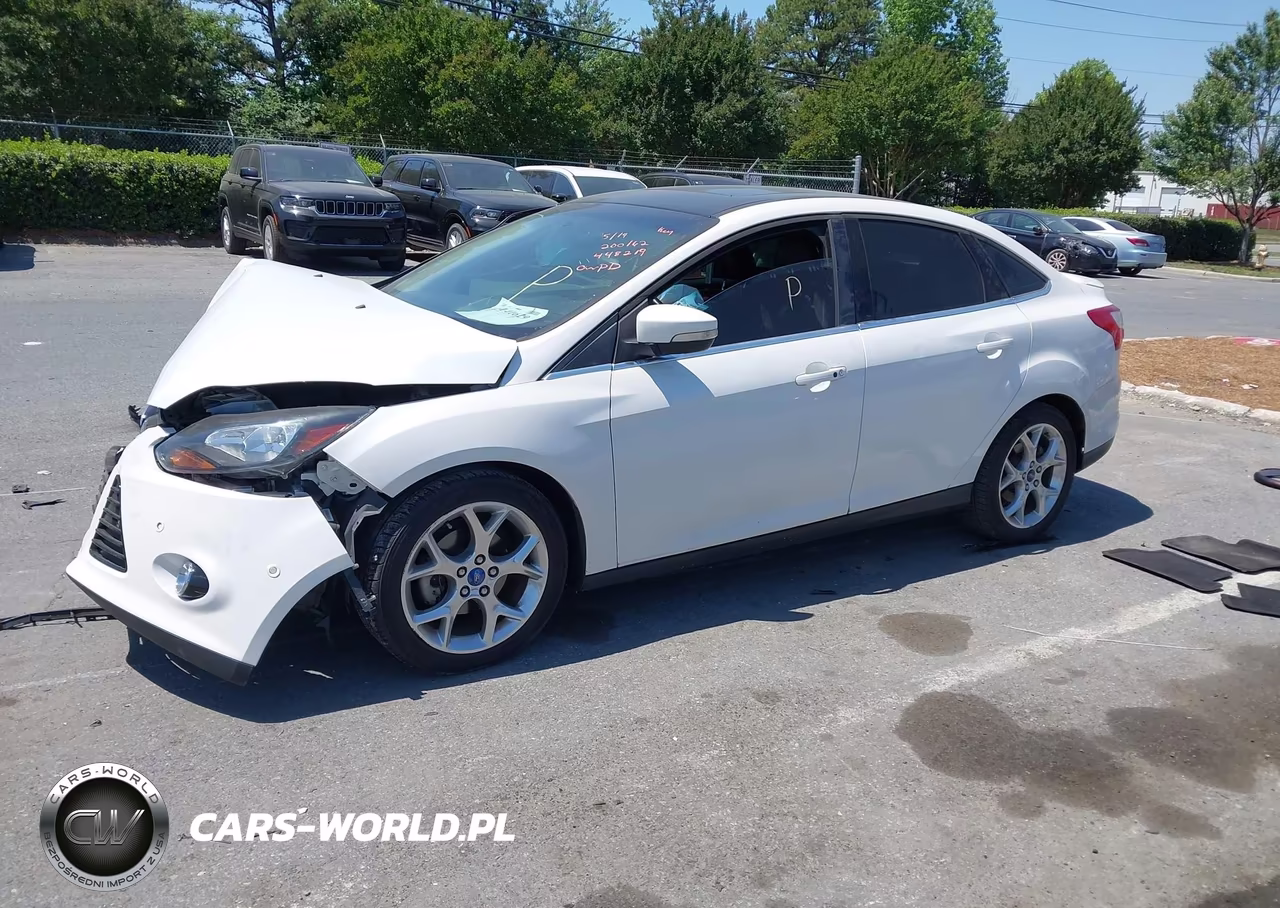2013 Ford Focus Titanium VIN:1FADP3J24DL200162 - 2