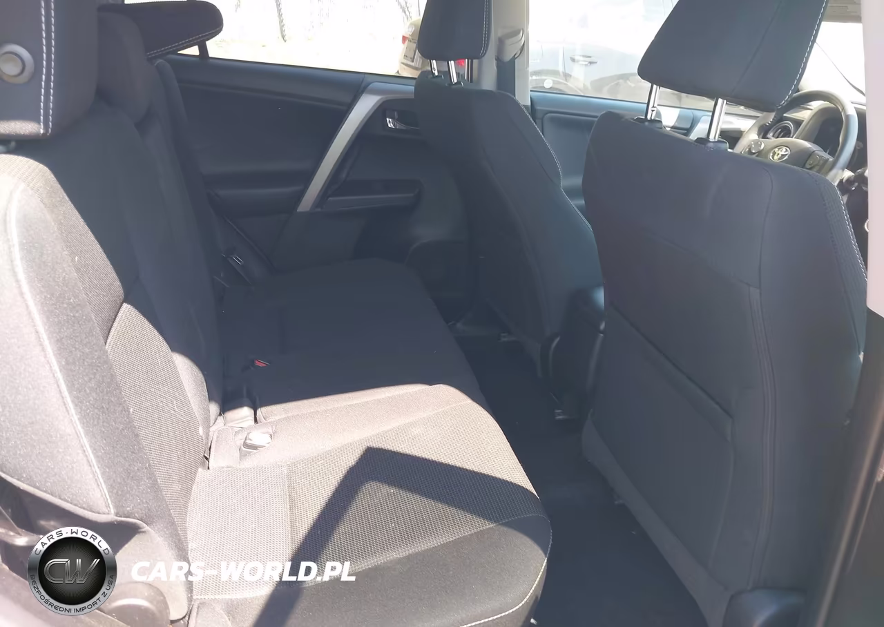2017 Toyota Rav4 Xle VIN:2T3RFREV8HW677853 - 8