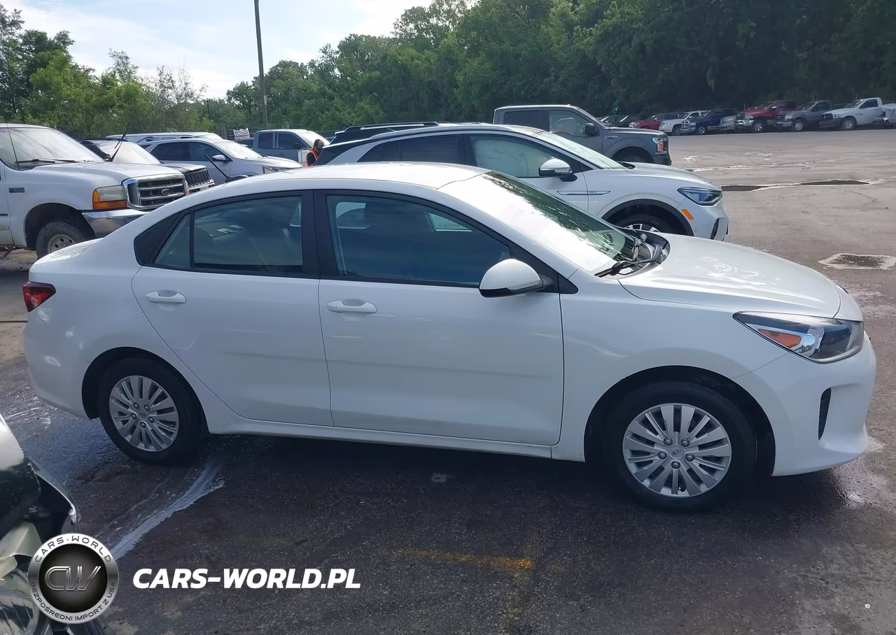 2018 Kia Rio S VIN:3KPA24AB4JE086489 - 13