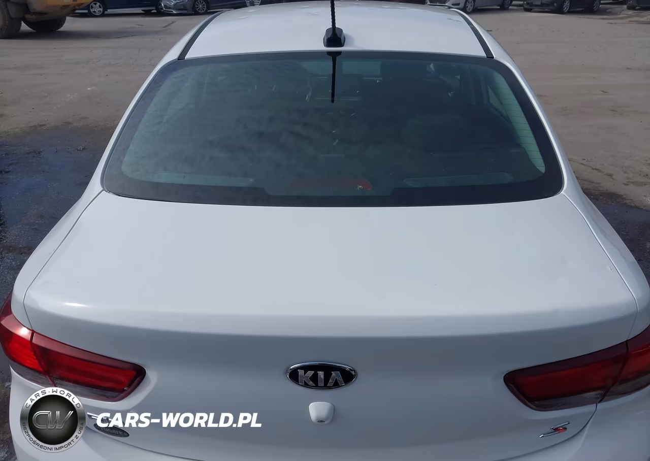 2018 Kia Rio S VIN:3KPA24AB4JE086489 - 17