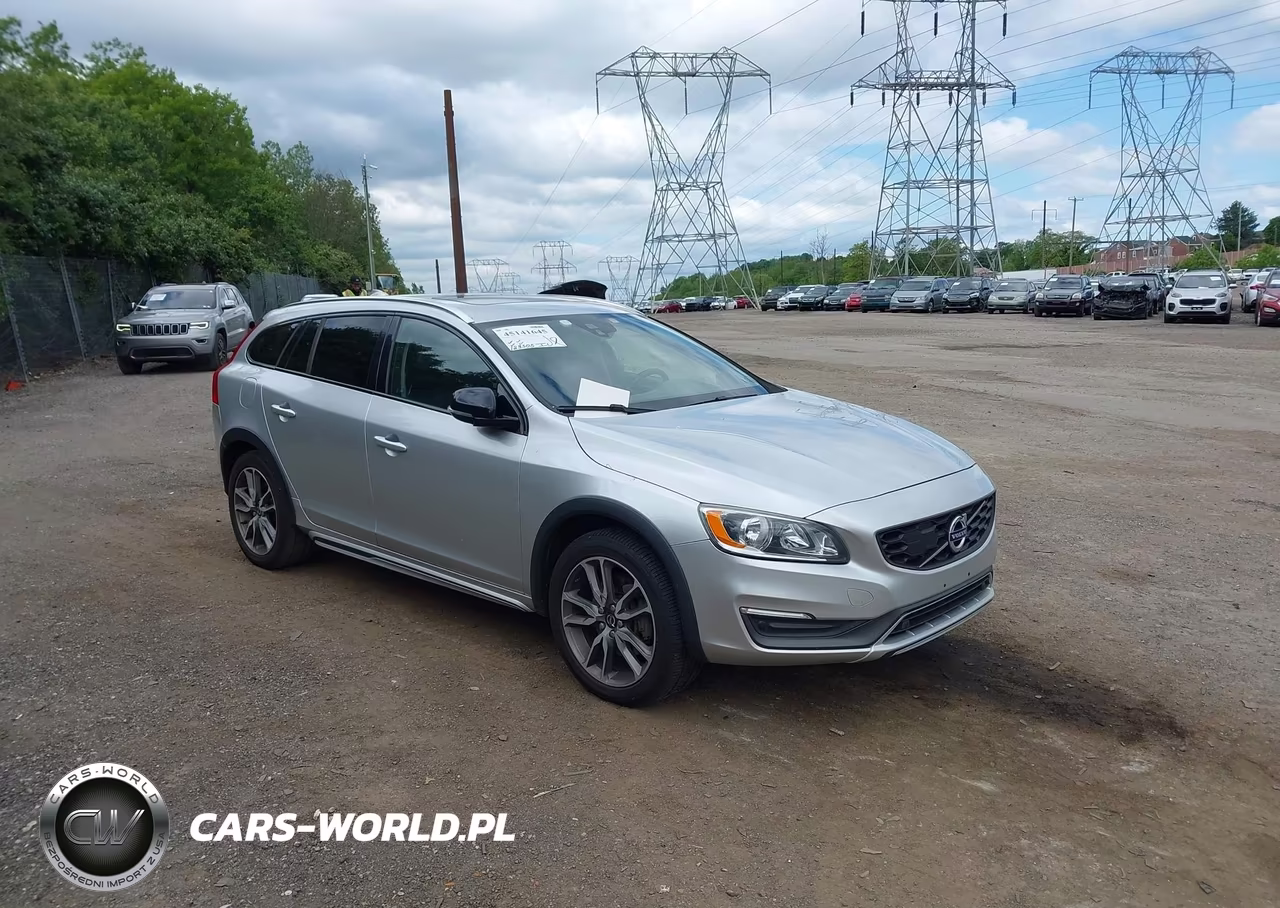 Główne zdjęcie 2016 Volvo V60 Cross Country T5