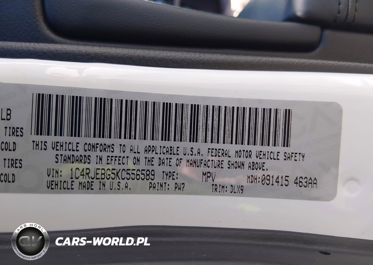 2019 Jeep Grand Cherokee Limited 4X2 VIN:1C4RJEBG5KC556589 - 9