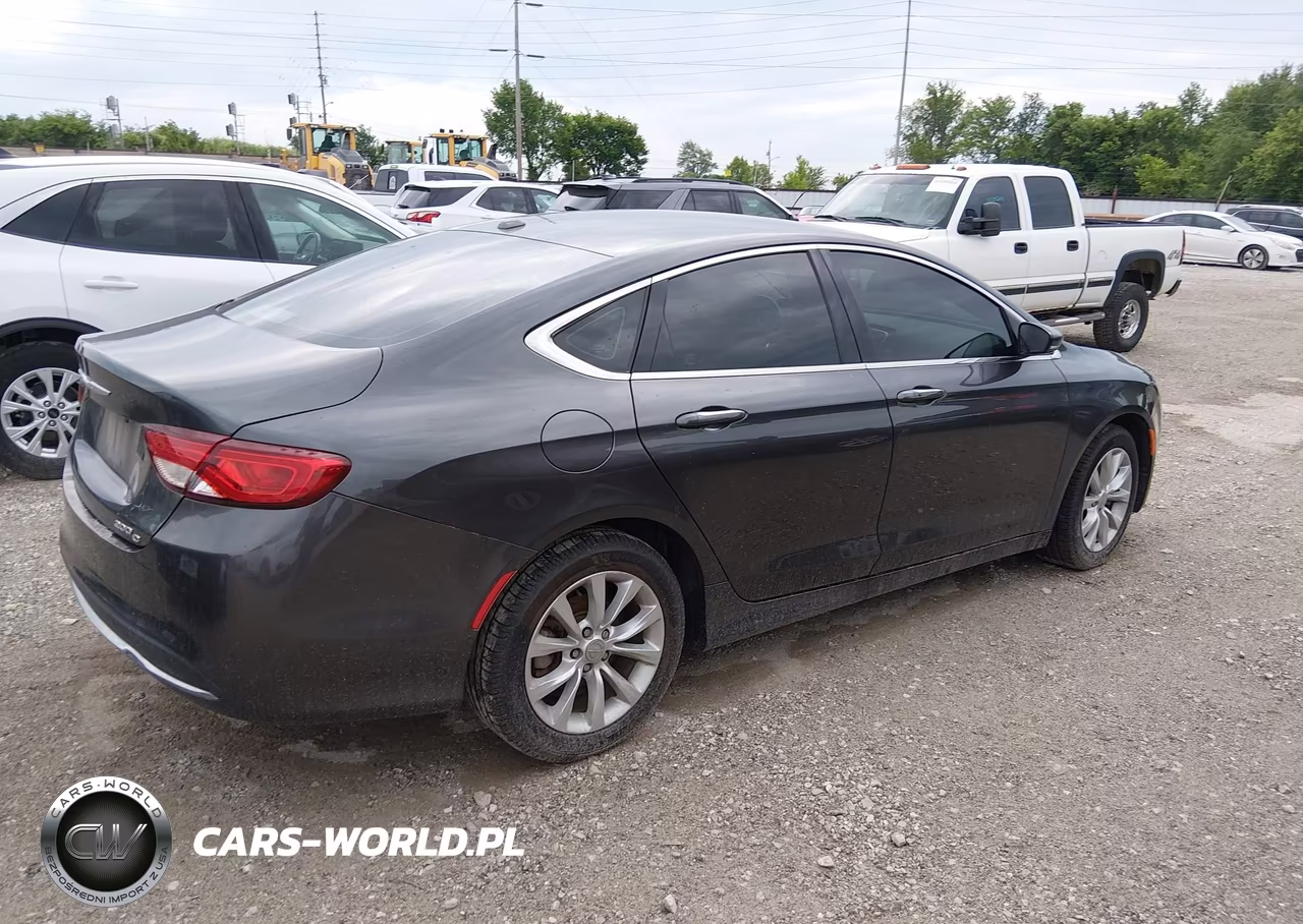 2015 Chrysler 200 C VIN:1C3CCCCB9FN531524 - 4