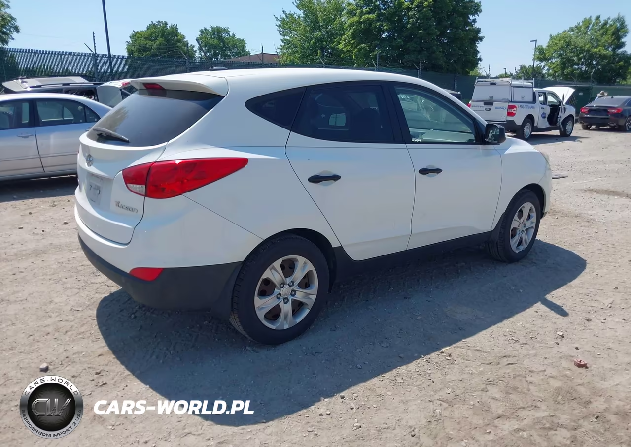 2013 Hyundai Tucson Gl VIN:KM8JT3AB5DU671364 - 4