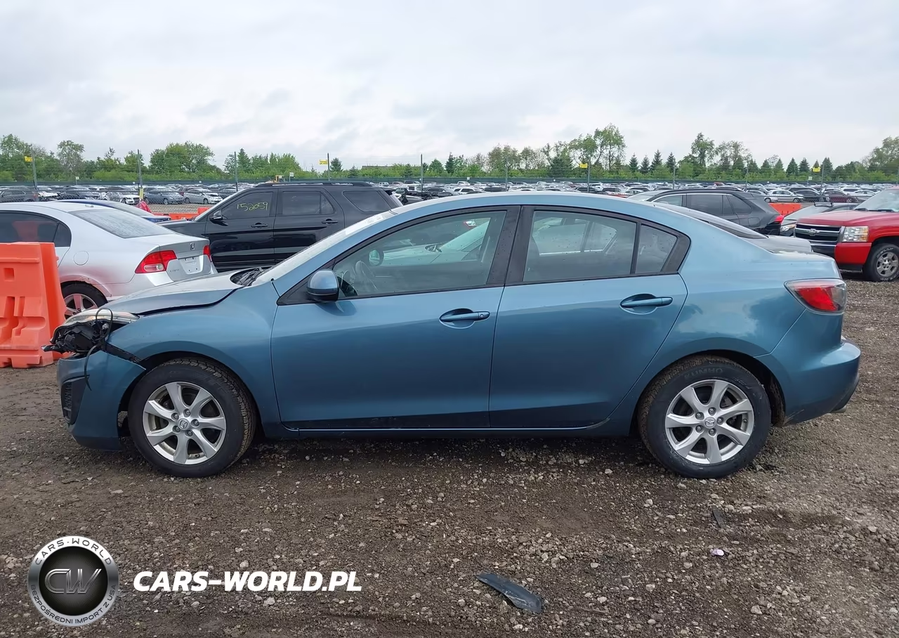 2011 Mazda Mazda3 I Touring VIN:JM1BL1VF8B1402378 - 14
