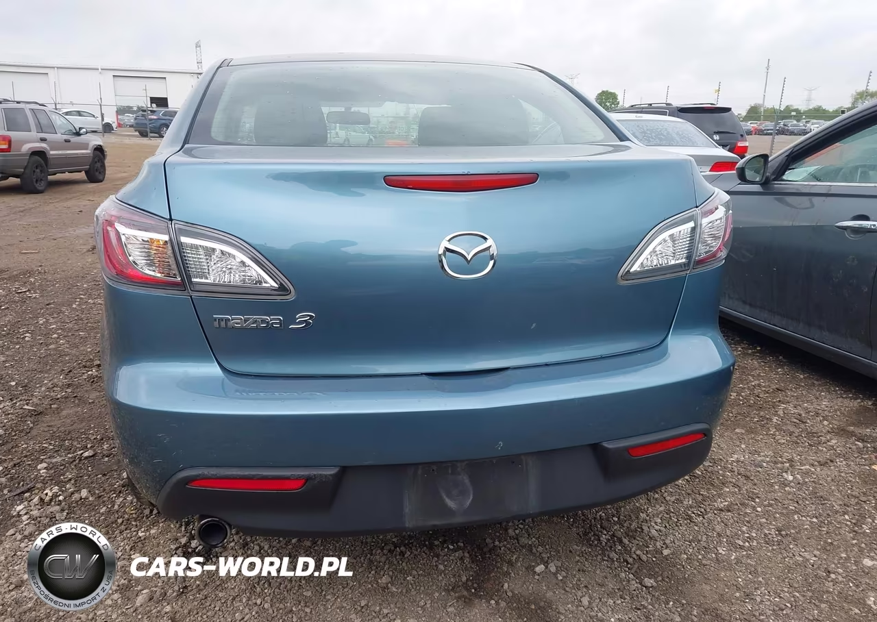 2011 Mazda Mazda3 I Touring VIN:JM1BL1VF8B1402378 - 16