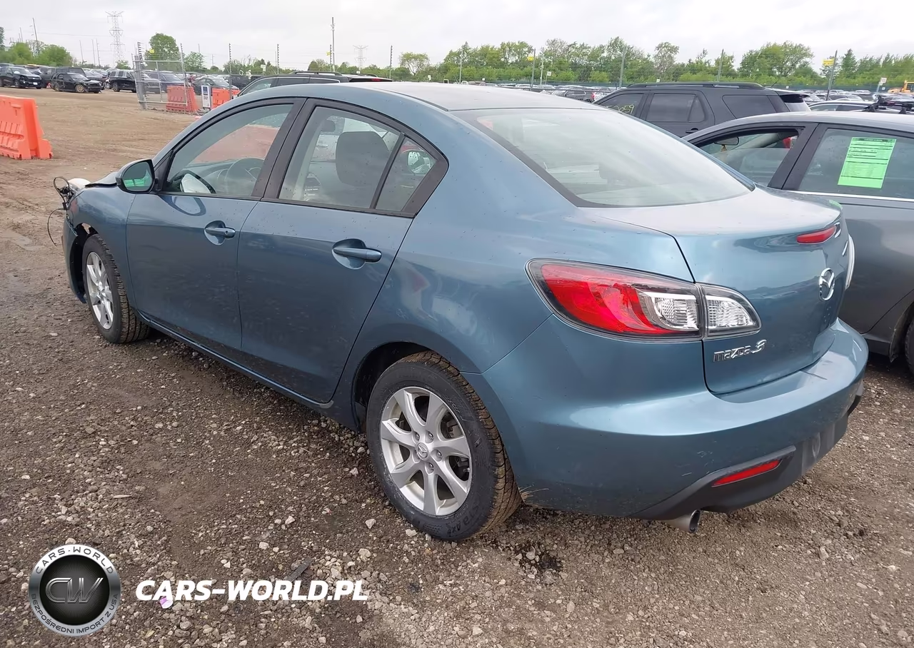 2011 Mazda Mazda3 I Touring VIN:JM1BL1VF8B1402378 - 3