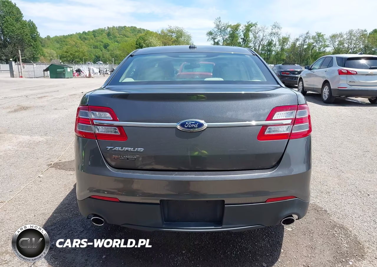 2015 Ford Taurus Se VIN:1FAHP2D88FG127191 - 17