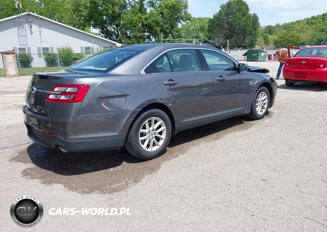 2015 Ford Taurus Se VIN:1FAHP2D88FG127191 - 4