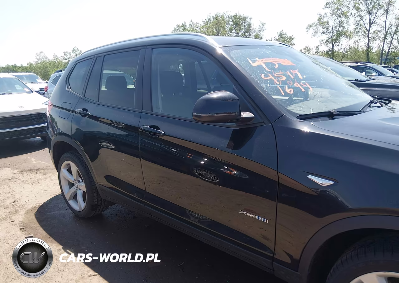 2017 BMW X3 xDrive28I VIN:5UXWX9C53H0T08484 - 13
