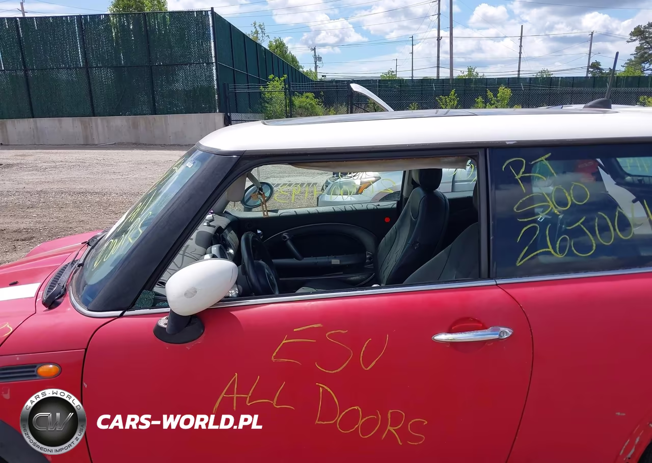 2006 Mini Cooper VIN:WMWRC33596TK71876 - 11