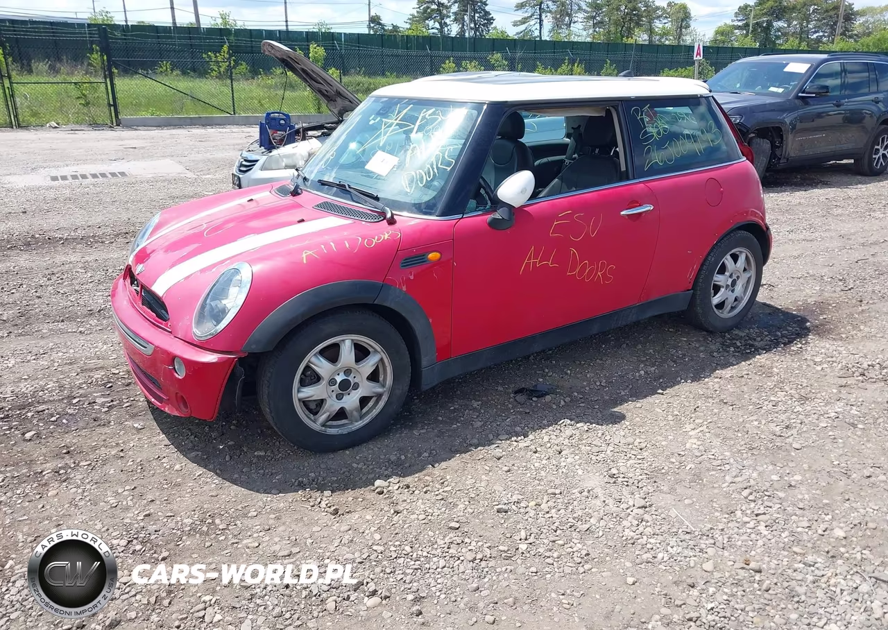 2006 Mini Cooper VIN:WMWRC33596TK71876 - 2