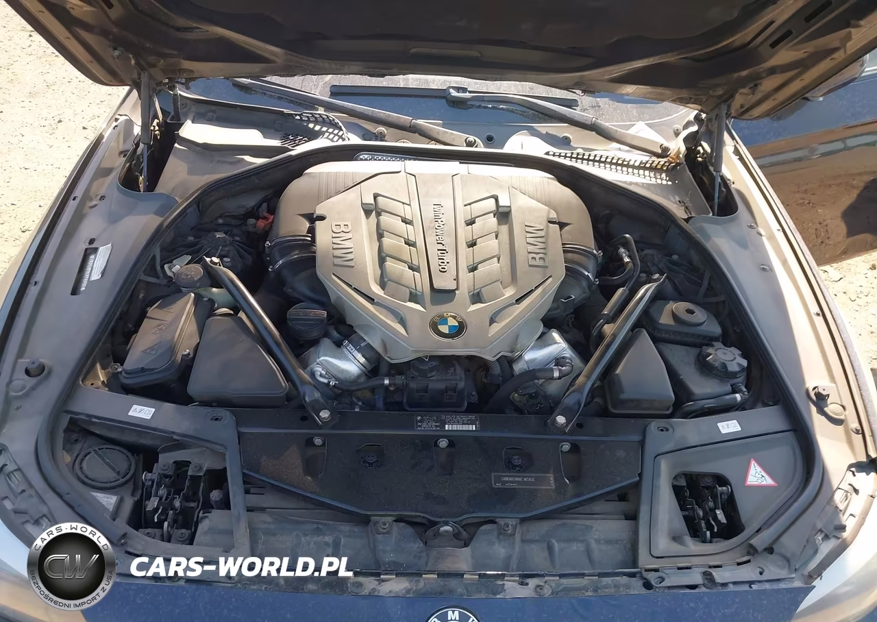 BMW 550I VIN:WBAFU9C5XBC784180 - 10