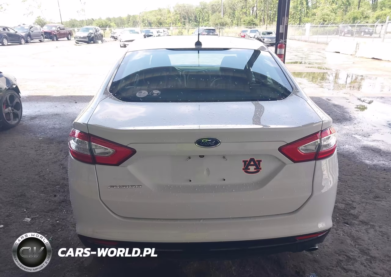 2015 Ford Fusion S VIN:3FA6P0G70FR242326 - 16