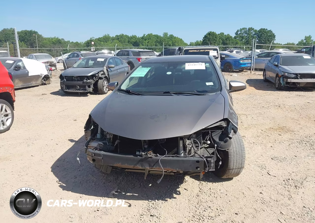 2017 Toyota Corolla Le VIN:2T1BURHE5HC909080 - 13