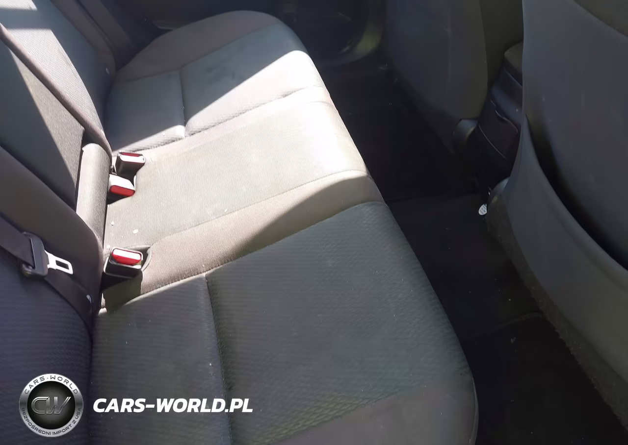 2017 Toyota Corolla Le VIN:2T1BURHE5HC909080 - 8