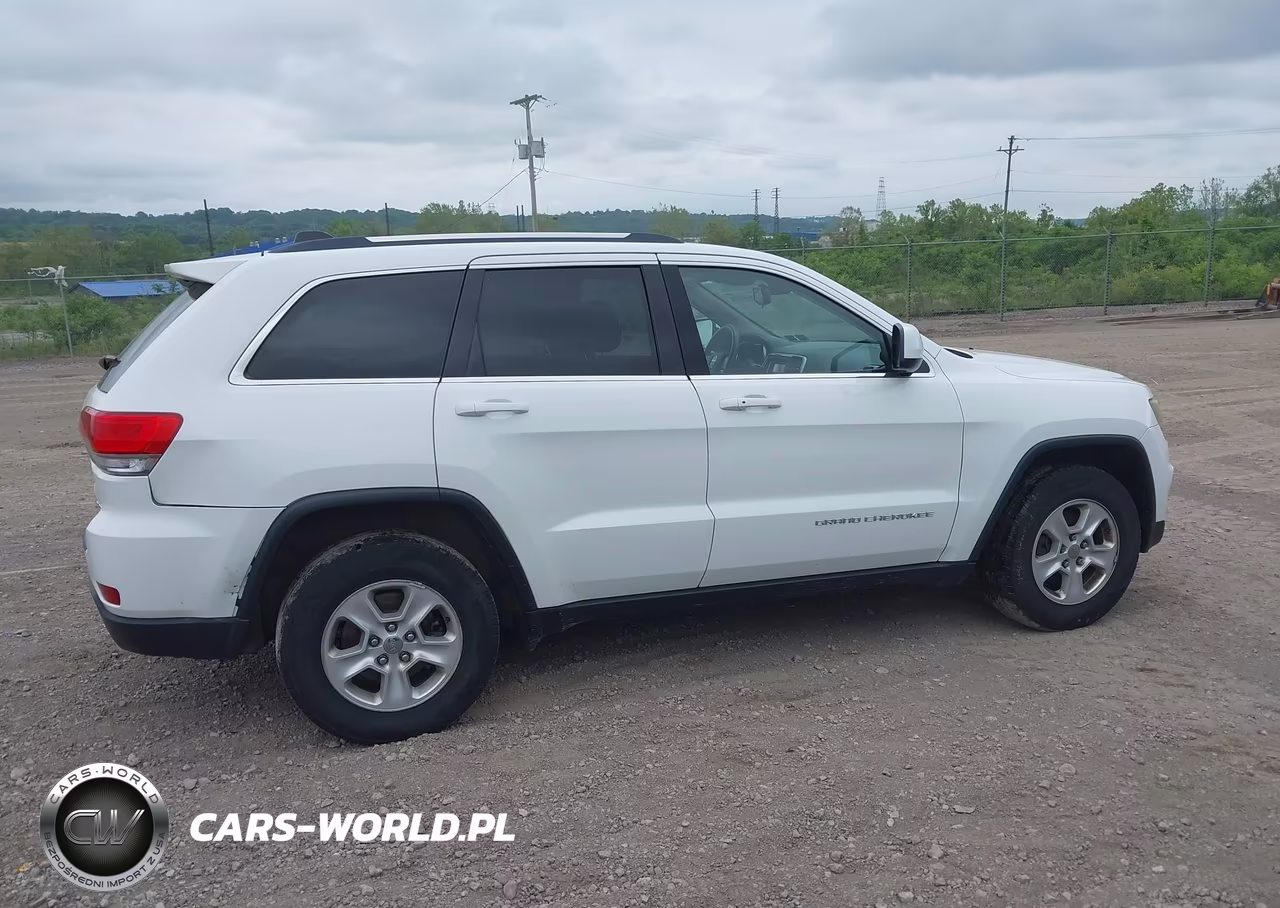 2014 Jeep Grand Cherokee Laredo VIN:1C4RJFAG4EC510229 - 13
