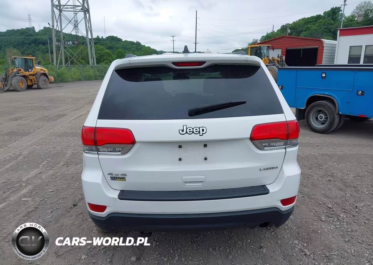 2014 Jeep Grand Cherokee Laredo VIN:1C4RJFAG4EC510229 - 16