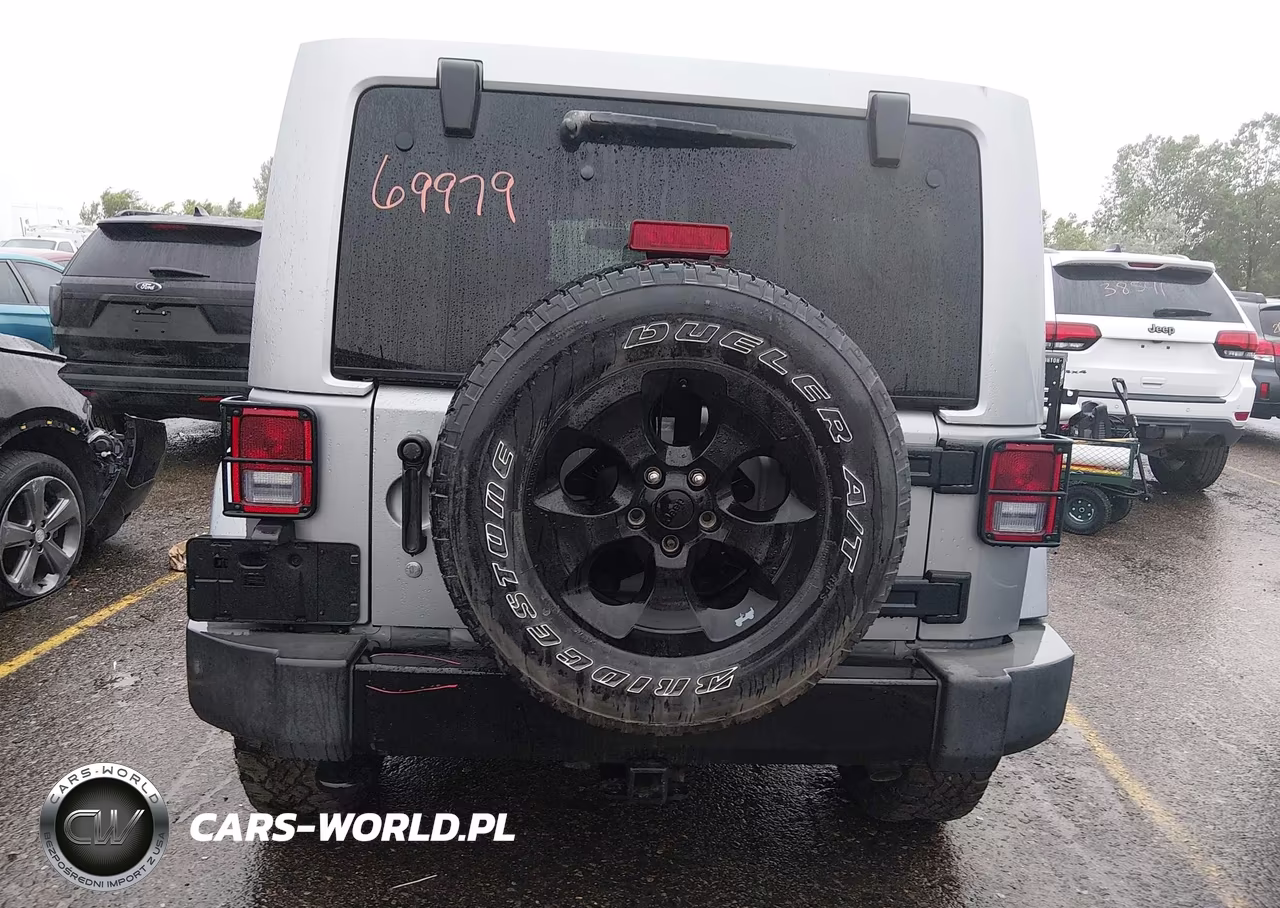2015 Jeep Wrangler Unlimited Altitude VIN:1C4BJWEG2FL767628 - 16