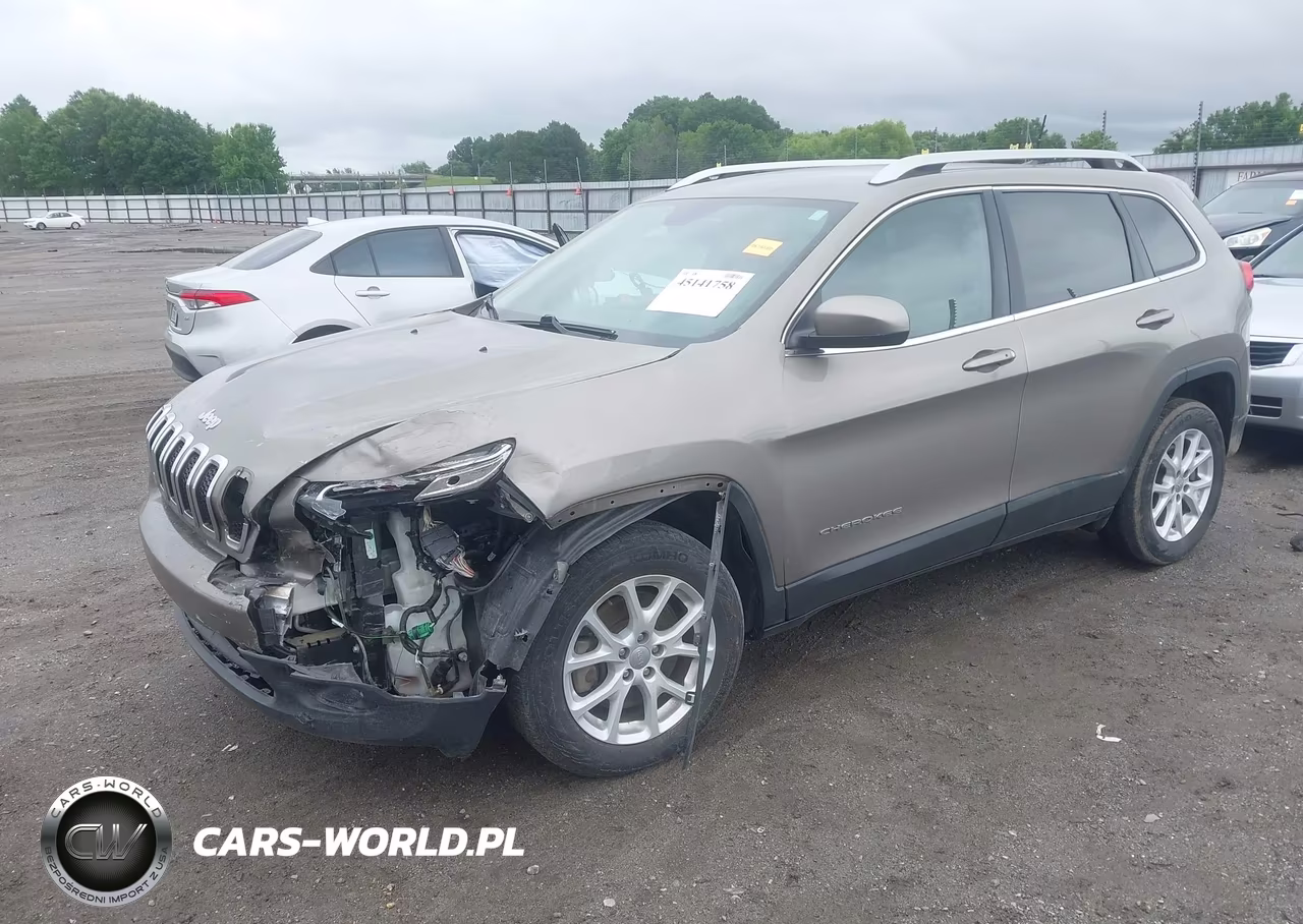 2017 Jeep Cherokee Latitude Fwd VIN:1C4PJLCS4HW624063 - 2