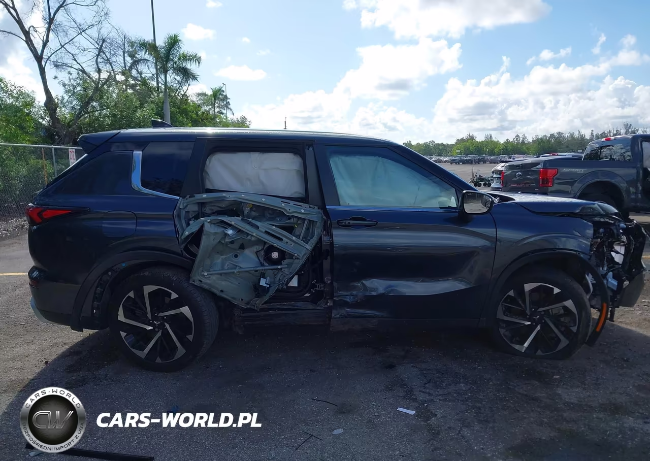 2024 Mitsubishi Outlander Se 2.5 S-Awc-Se Black Edition S-Awc-Se Black Edition W-Pano Roof S-Awc-Se Ralliart S-Awc VIN:JA4J4VA83RZ059783 - 13