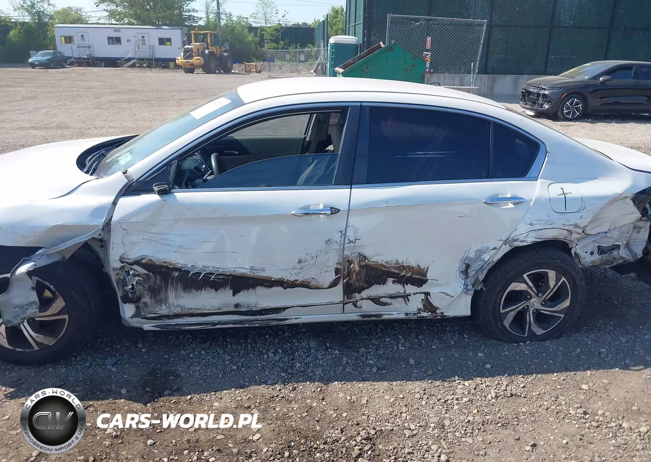 2017 Honda Accord Lx VIN:1HGCR2F38HA096662 - 14