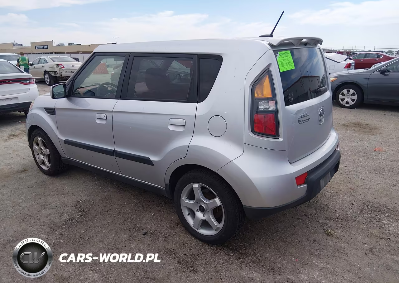 2010 Kia Soul Sport VIN:KNDJT2A24A7045166 - 3