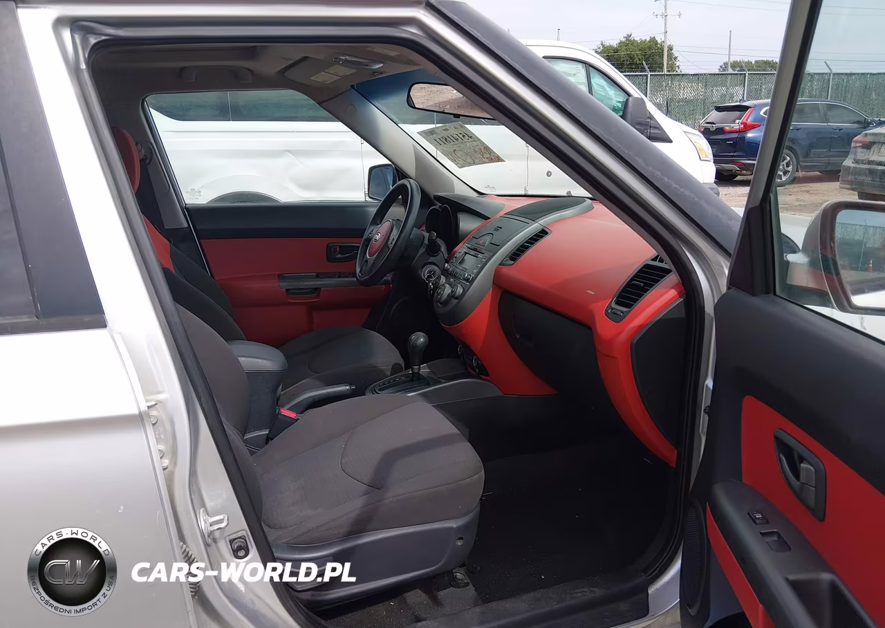 2010 Kia Soul Sport VIN:KNDJT2A24A7045166 - 5