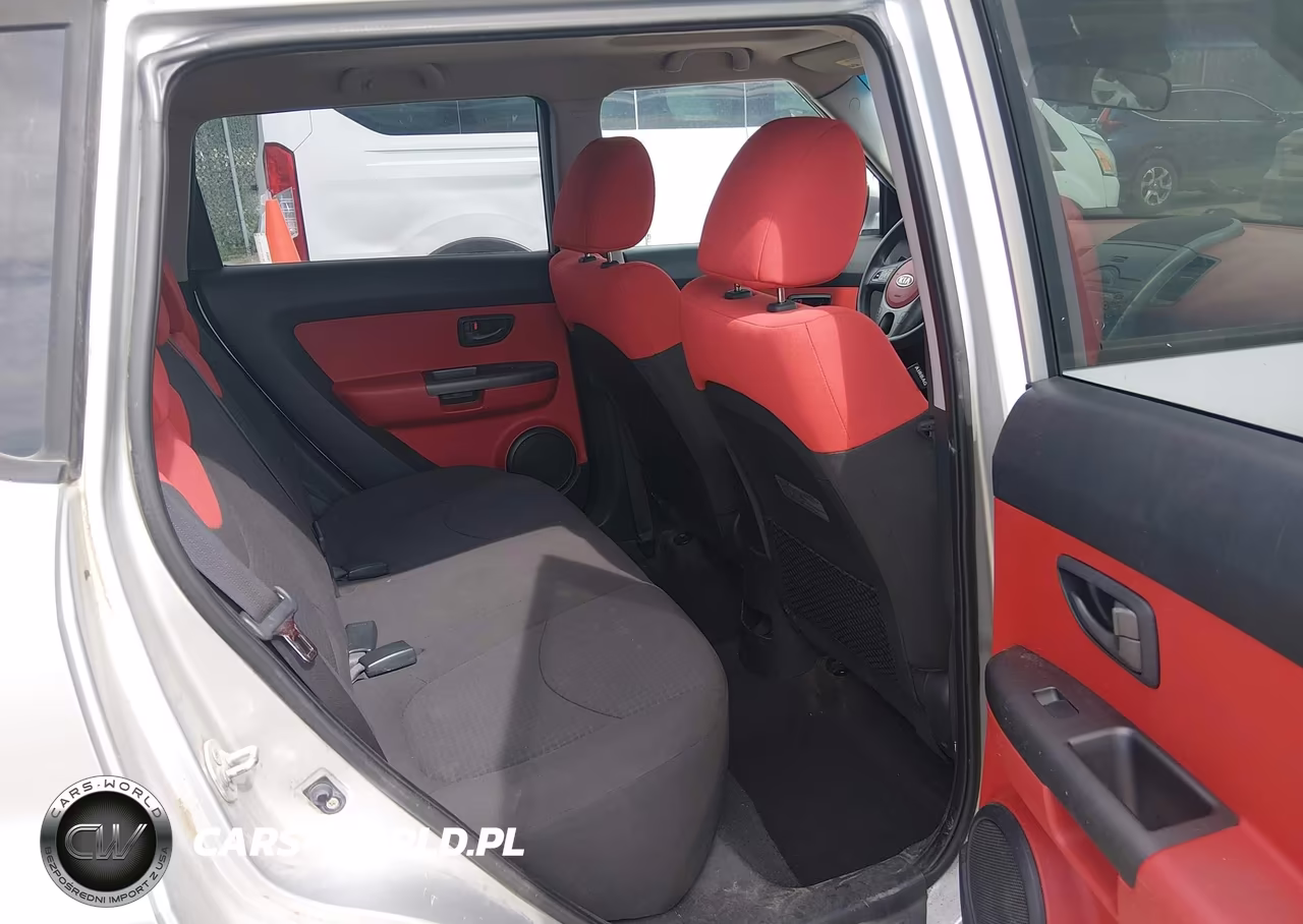 2010 Kia Soul Sport VIN:KNDJT2A24A7045166 - 8